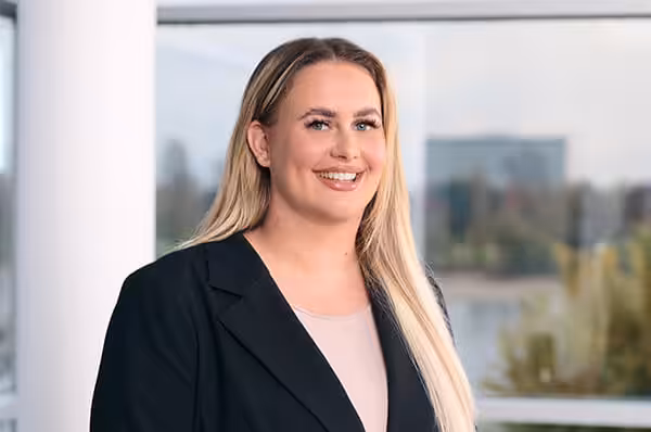 Hannah Költgen-Anwalt-Rechtsanwalt-Kanzlei-MTR Legal Rechtsanwälte