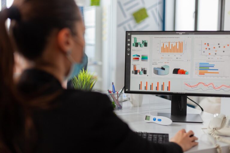 Kundenbewertung zu Service und Sauberkeit nach langem Zeitraum zulässig