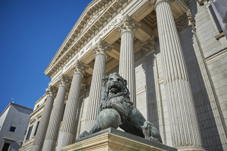 Meldepflicht für Auslandsbeteiligungen-Anwalt-Rechtsanwalt-Kanzlei-MTR Legal Rechtsanwälte